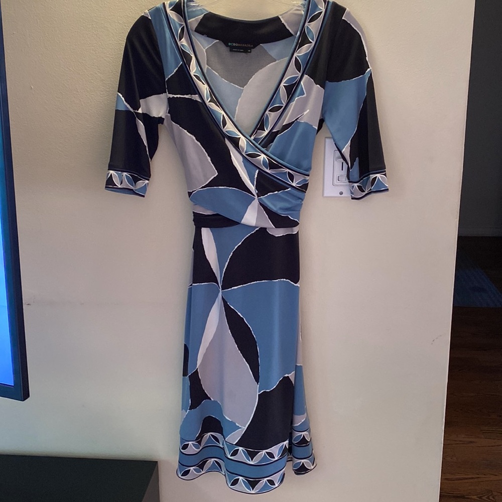 BCBG MaxAzria, wrap dress, size XS